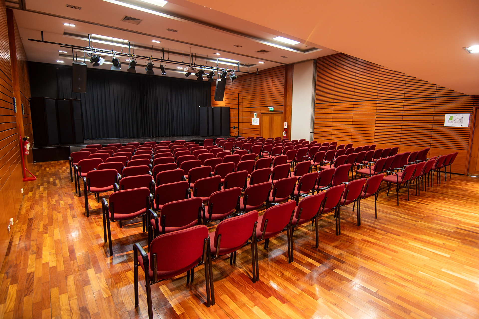 Imagen #2 del espacio Auditorio San Juan de Lurigancho